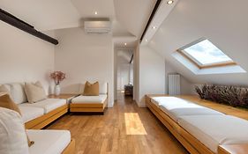 Milan Royal Suites -Montenapoleone-